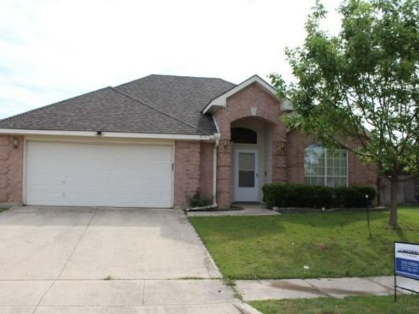 5716 Colorado Court, Haltom City, TX 76137