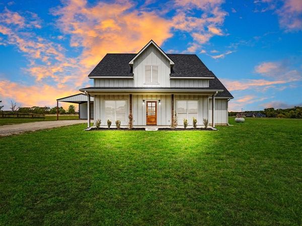 2771 Eastline Road , Bells, TX 75414