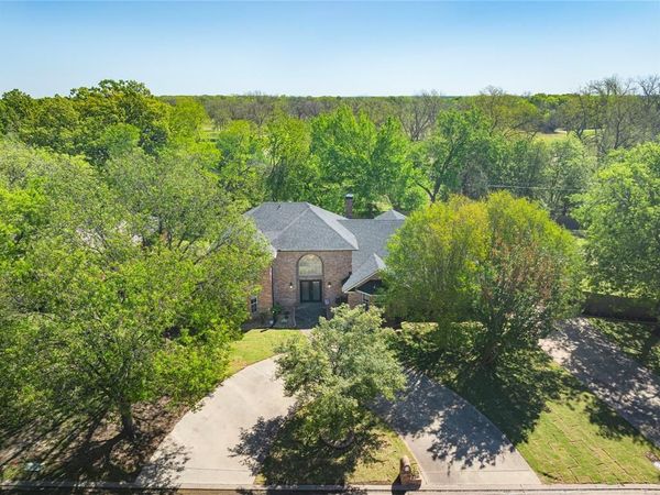 2020 Arbor Bend Street, Bonham, TX 75418