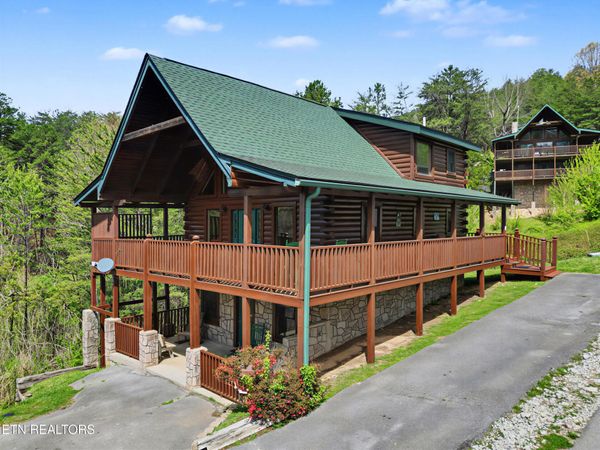 1984 E Mountain Way, Sevierville, TN 37862
