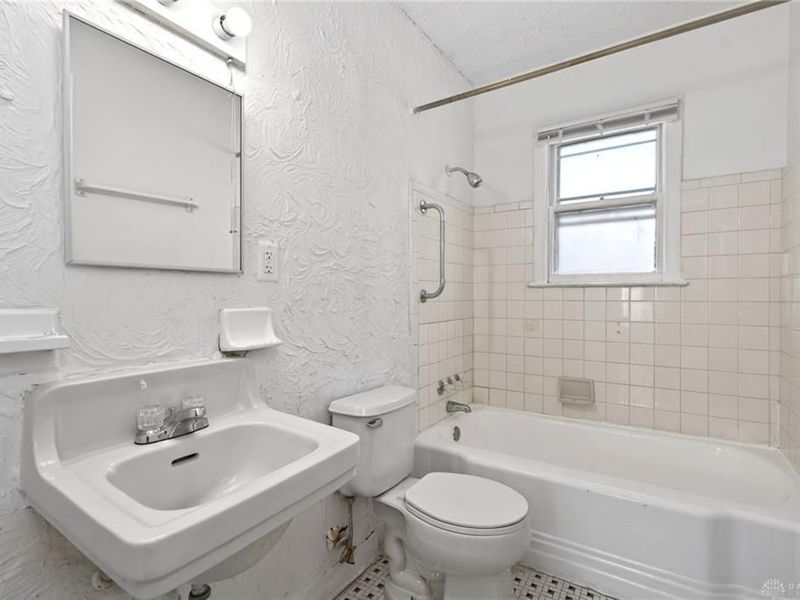 2662 N Main Street, Dayton, OH 45405 Photo 16