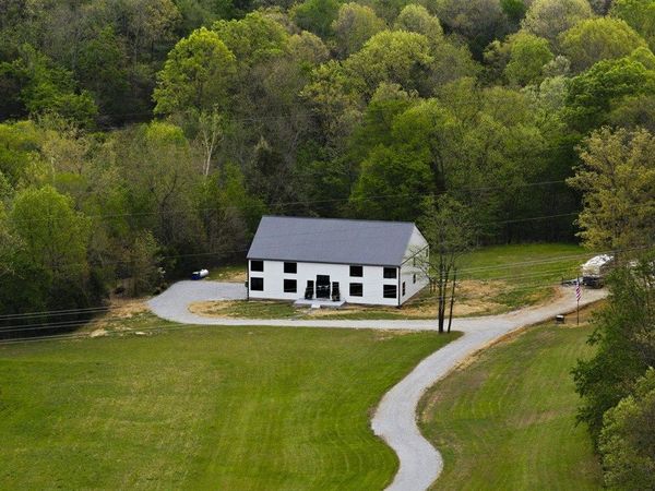 1294 Edwards Road , Russellville, KY 42276