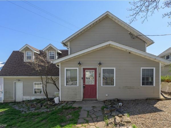 204 S Prospect Avenue, Hartville, OH 44632
