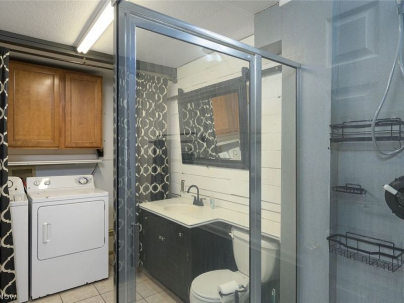 204 S Prospect Avenue, Hartville, OH 44632 Photo 13