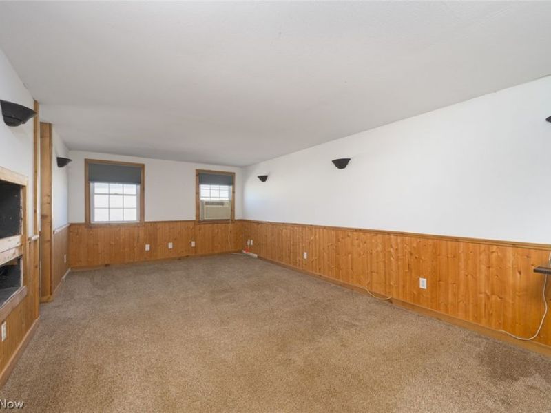 204 S Prospect Avenue, Hartville, OH 44632 Photo 17