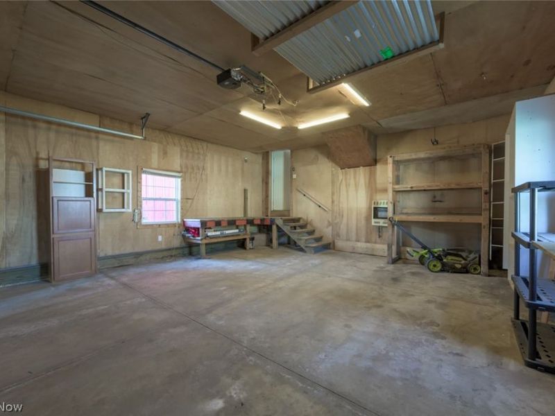 204 S Prospect Avenue, Hartville, OH 44632 Photo 22