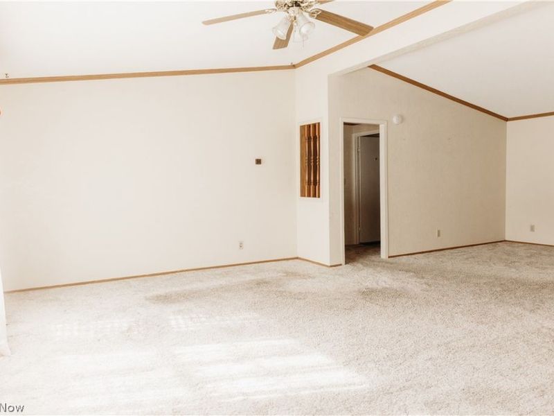 3995 Victory Avenue, Louisville, OH 44641 Photo 11