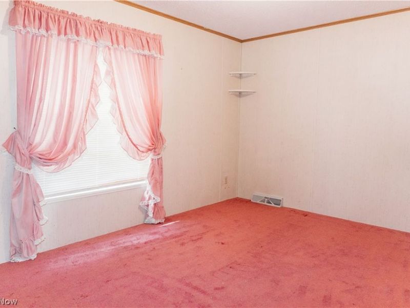 3995 Victory Avenue, Louisville, OH 44641 Photo 17