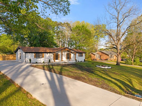 206 Osage Trl , Columbia, TN 38401