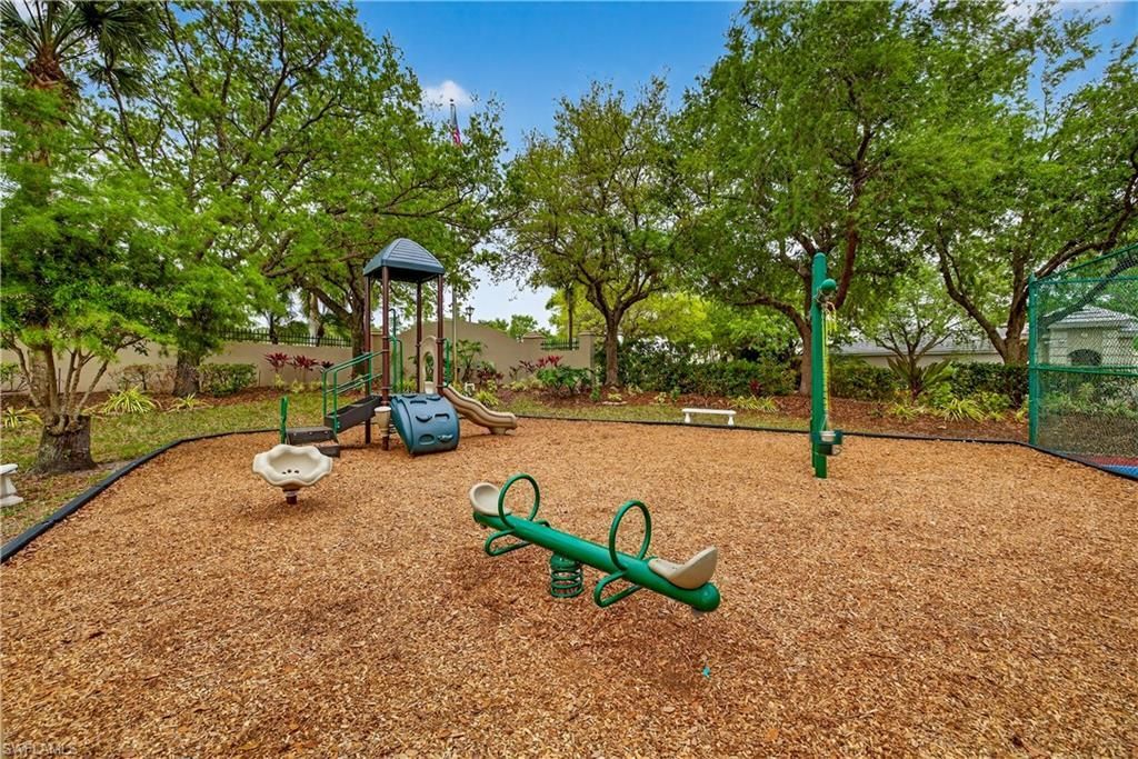 9935 Colonial Walk N, Estero, FL 33928 Photo