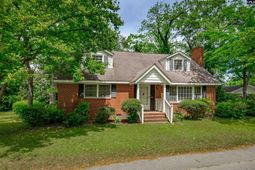 331 Bond Street photo 4