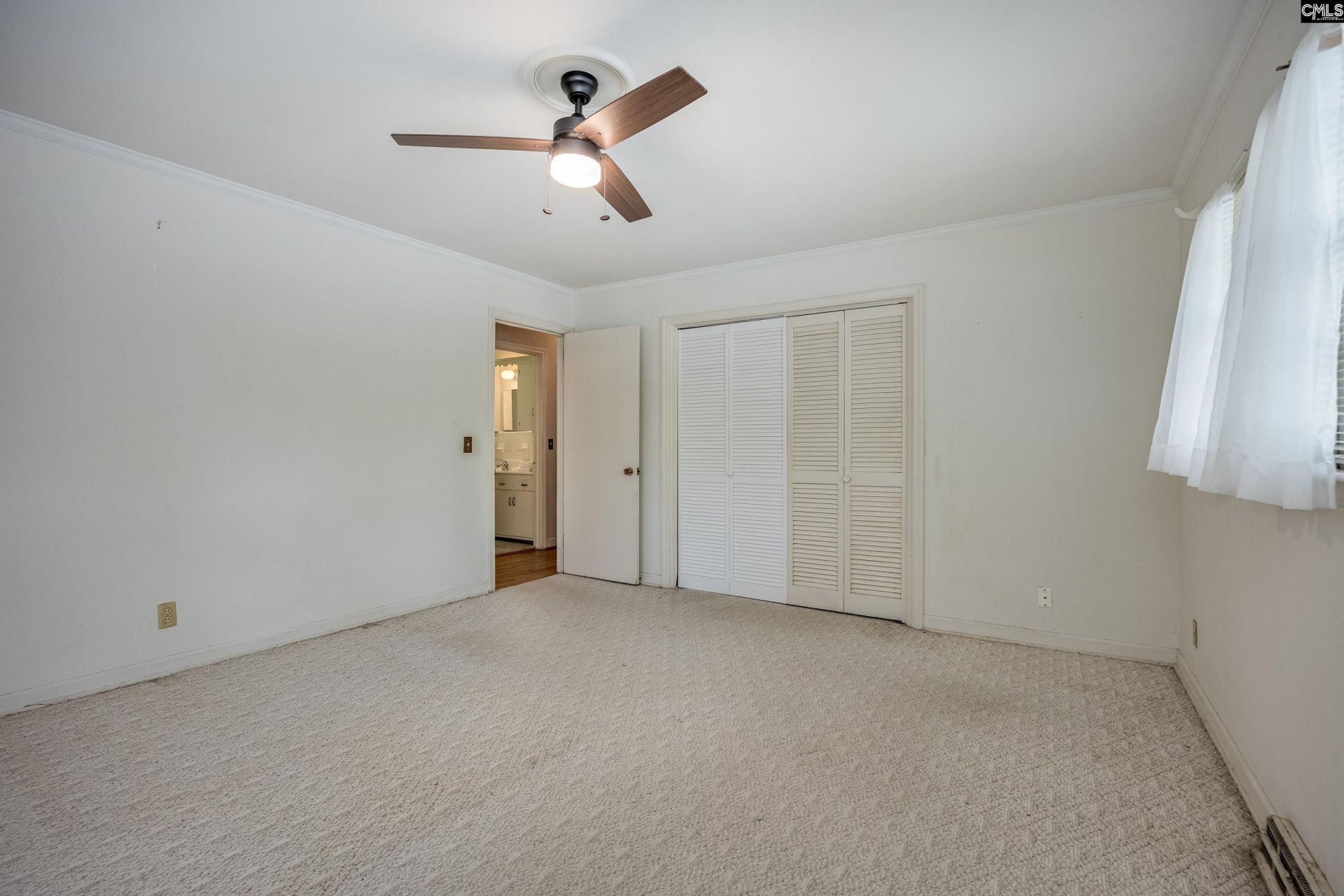 331 Bond Street Photo 29