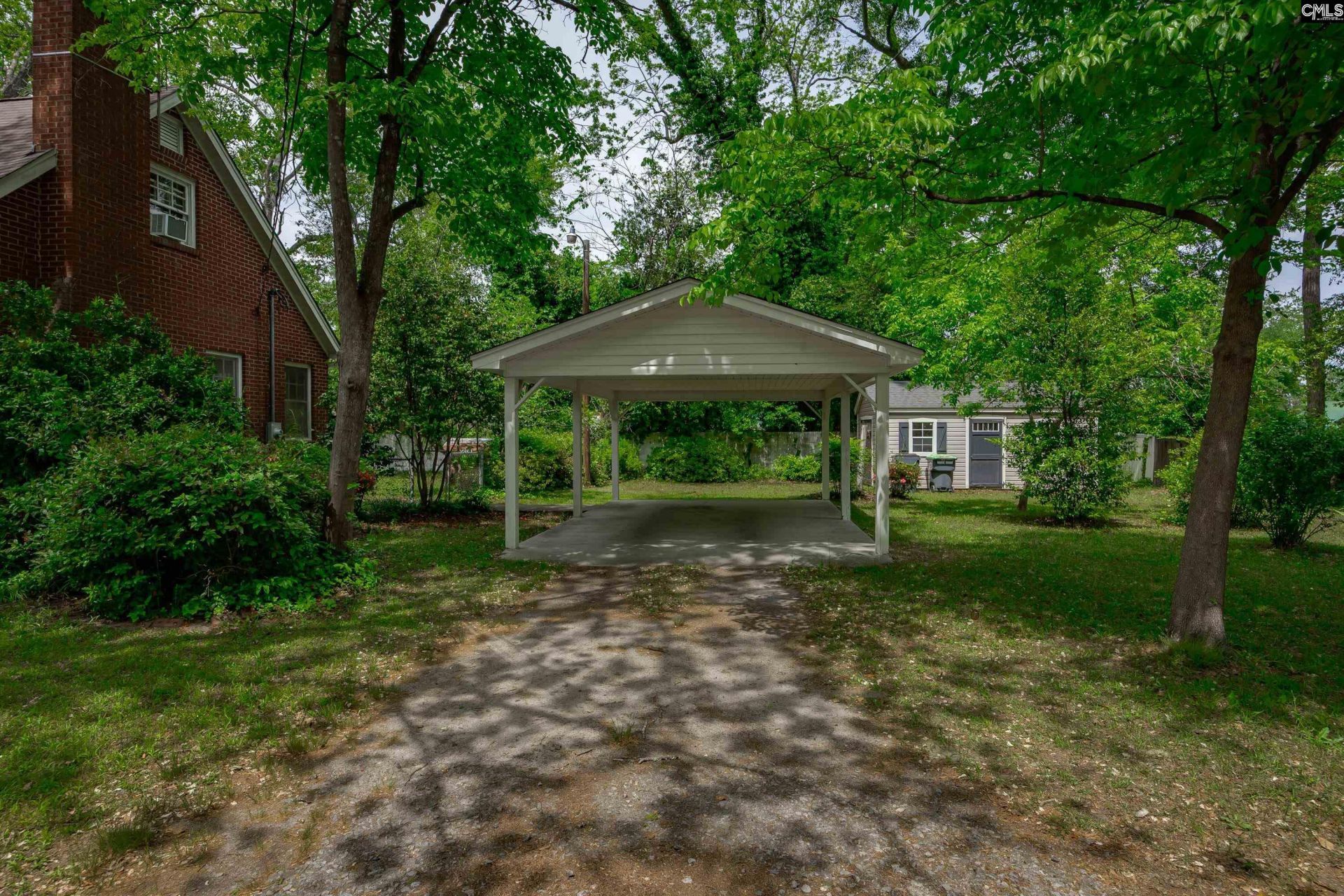 331 Bond Street Photo 43