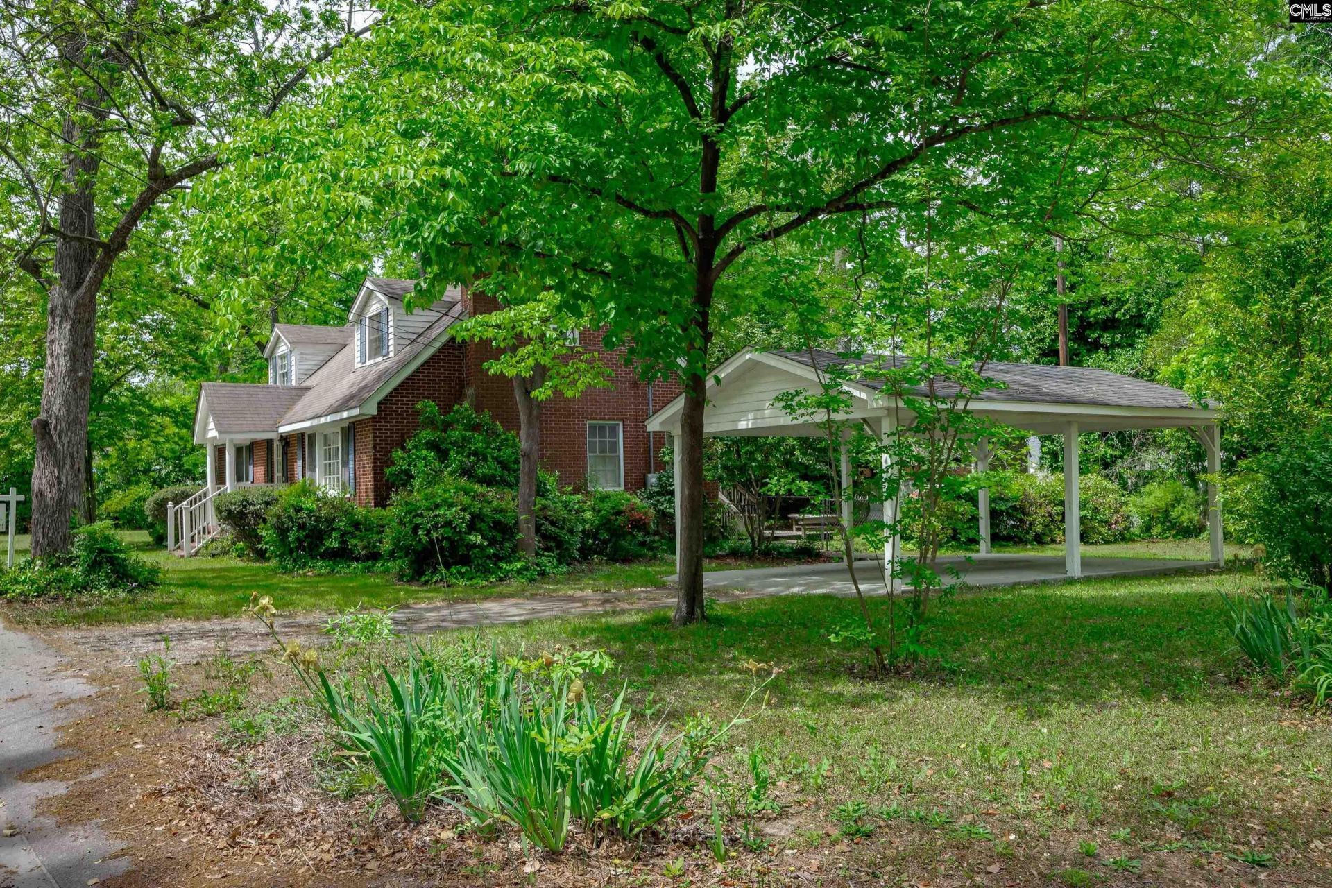 331 Bond Street Photo 8