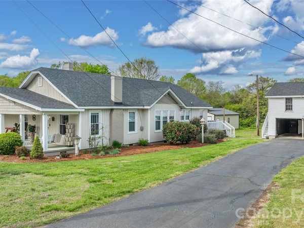 271 N Main Street , Denton, NC 27239