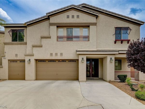 8223 Saddleback Ledge Avenue , Las Vegas, NV 89147