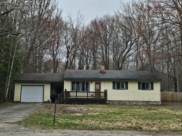 2515 W 4th AVE, Sault Ste Marie, MI 49783