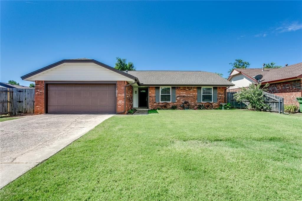 1022 Garden Grove, Yukon, OK 73099 Main Photo