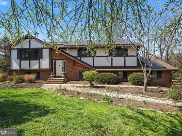 5007 SNYDER MILL ROAD, SPRING GROVE, PA 17362