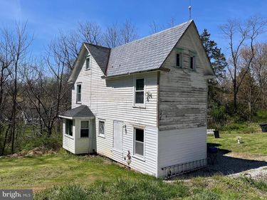 242 WILEY MILL ROAD, NEW PARK, PA 17352