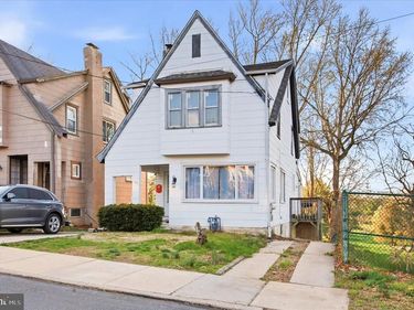 180 SAINT LAURENCE ROAD, UPPER DARBY, PA 19082