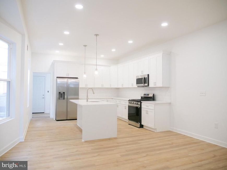 2555 N 33rd Street, Philadelphia, PA 19132 Main Photo
