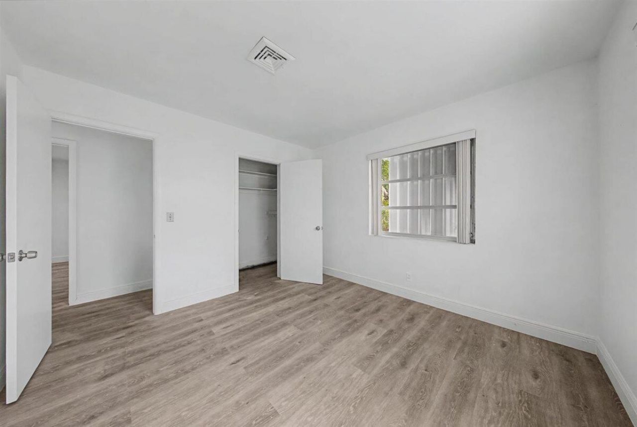 7730 W Lake Drive, Lake Clarke Shores, FL 33406 Photo