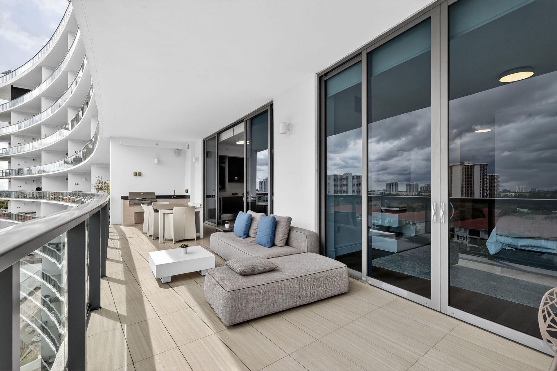 3250 NE 188th Street, Unit 706, Aventura, FL 33180 Photo