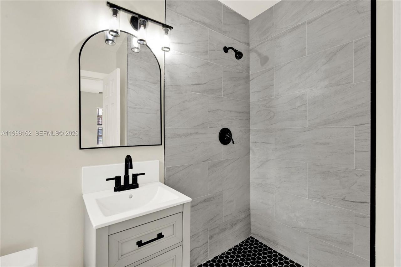 105 NW 7th Ave, Homestead, FL 33030 Photo