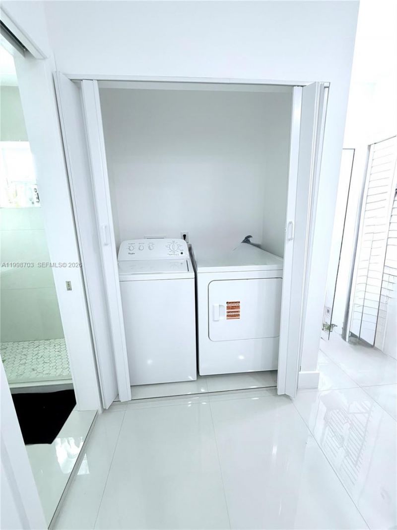 4600 W 8th Ave, Unit B, Hialeah, FL 33012 Photo