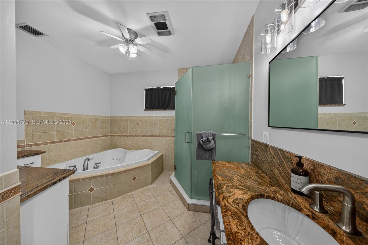 2161 NE 62nd Ct , Fort Lauderdale, FL 33308 Photo