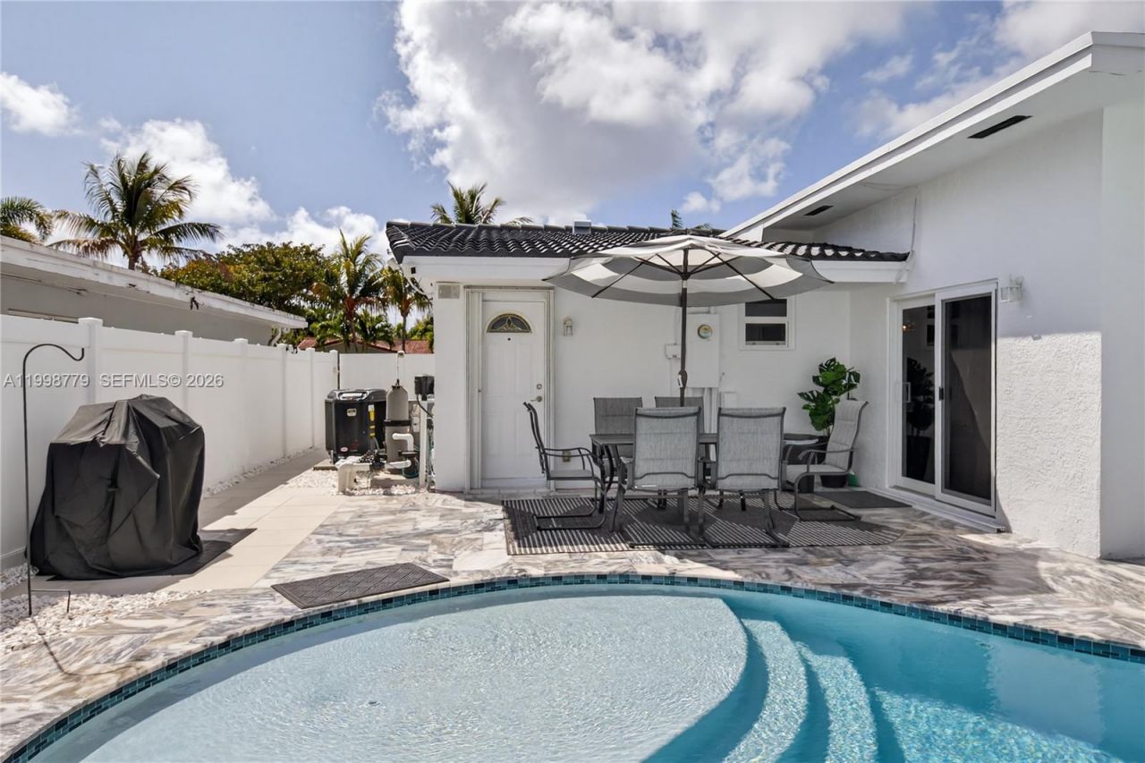 2161 NE 62nd Ct , Fort Lauderdale, FL 33308 Photo