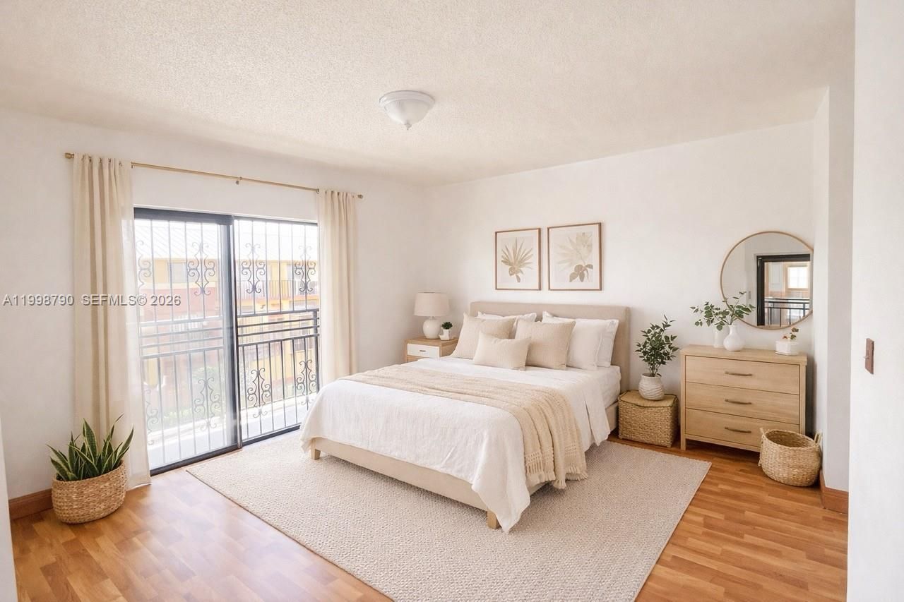 1283 W 51st Place, Unit 12, Hialeah, FL 33012 Photo