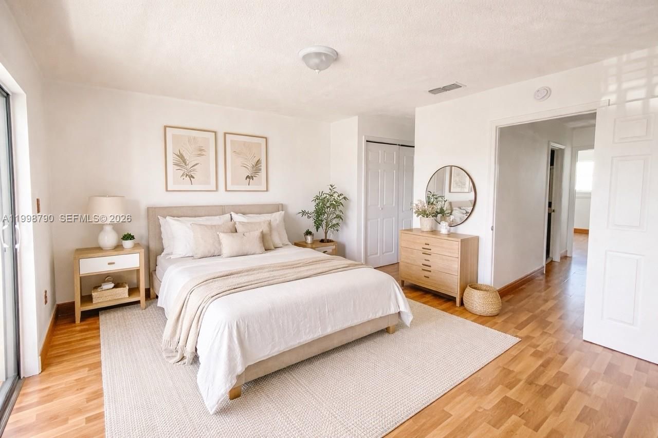 1283 W 51st Place, Unit 12, Hialeah, FL 33012 Photo