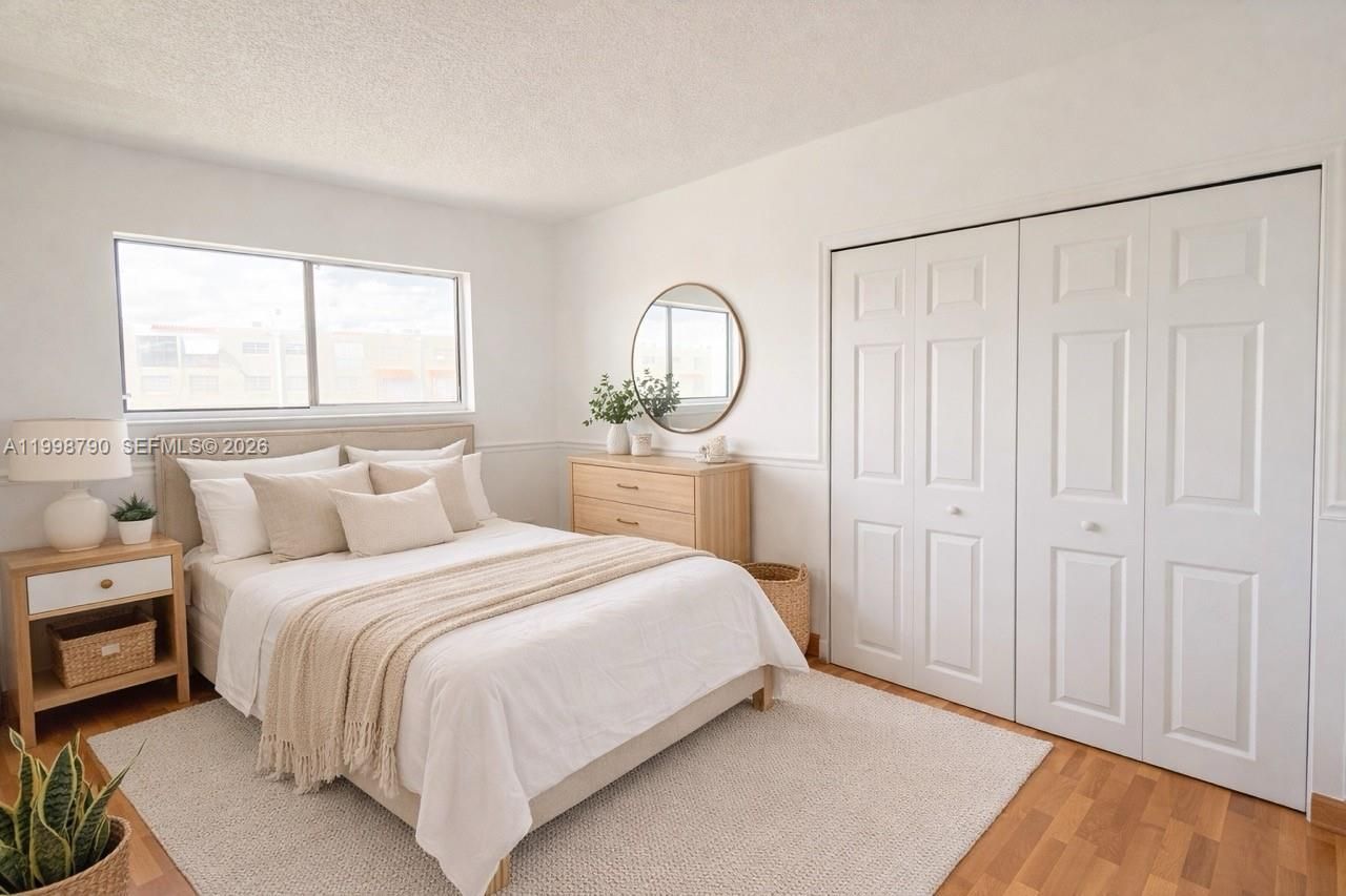 1283 W 51st Place, Unit 12, Hialeah, FL 33012 Photo