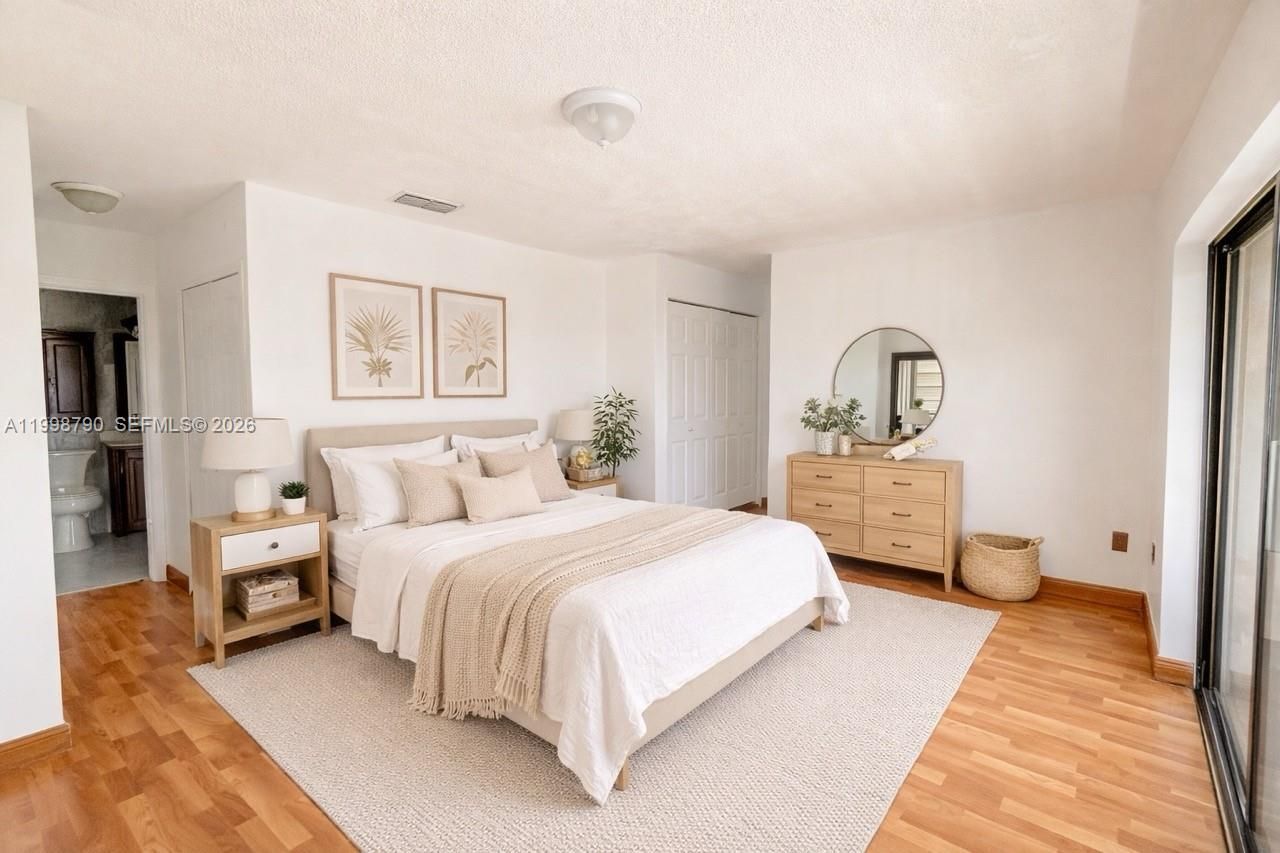 1283 W 51st Place, Unit 12, Hialeah, FL 33012 Photo