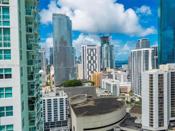 41 SE 5th St, Unit 1709, Miami, FL 33131