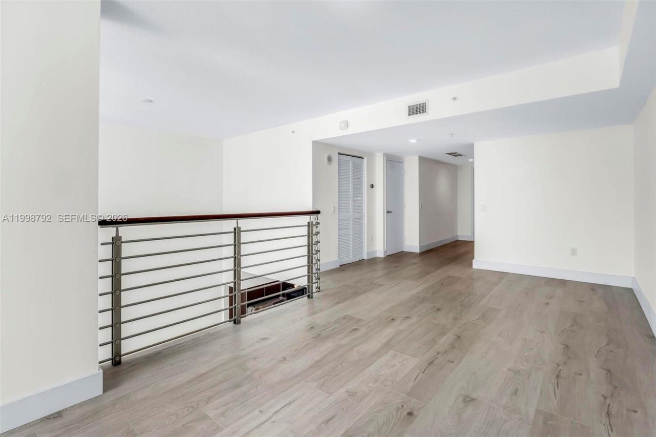 41 SE 5th St, Unit 1709, Miami, FL 33131 Photo