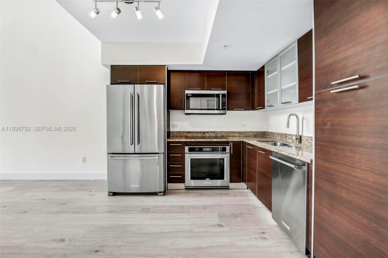 41 SE 5th St, Unit 1709, Miami, FL 33131 Photo