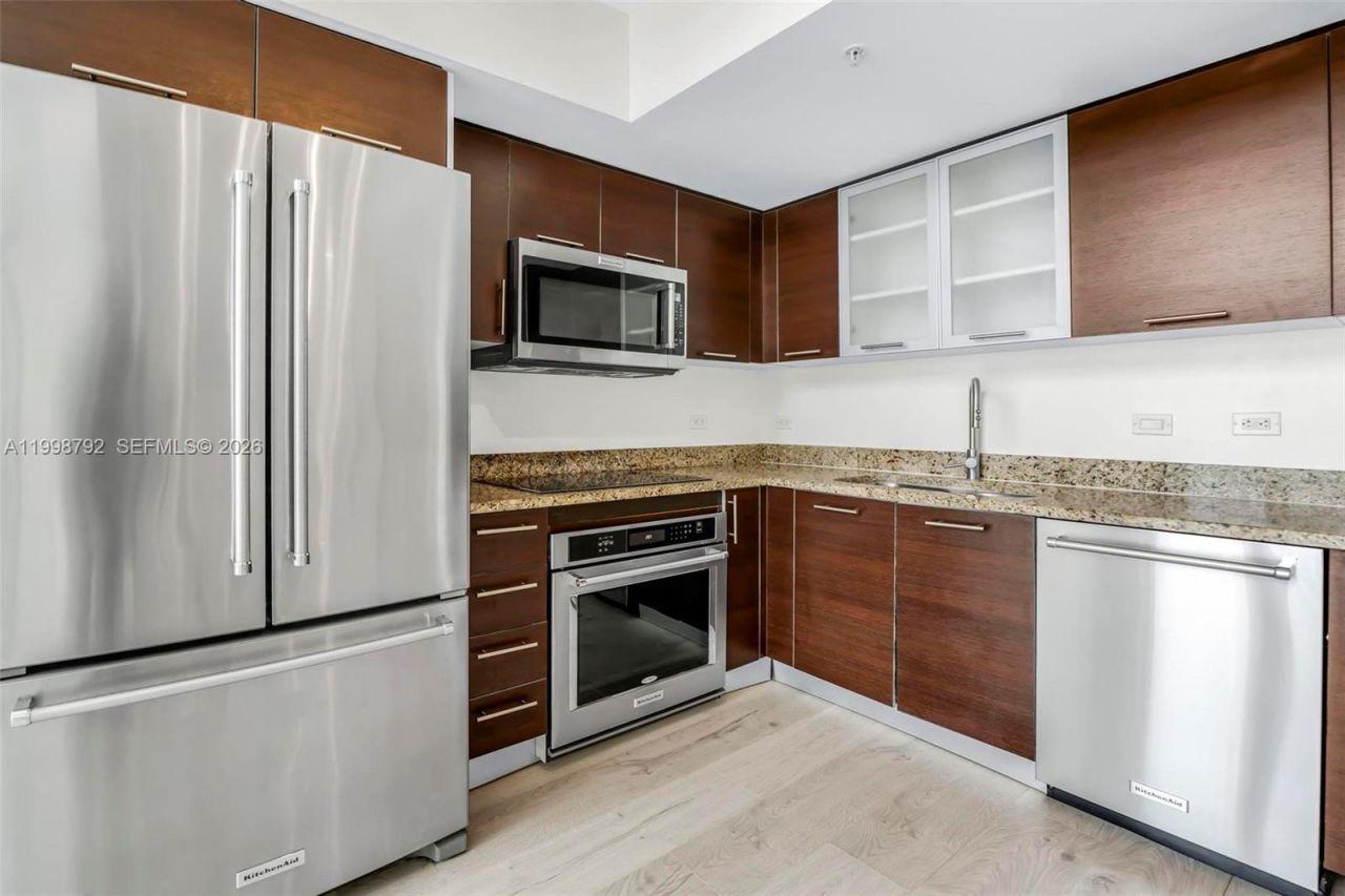 41 SE 5th St, Unit 1709, Miami, FL 33131 Photo