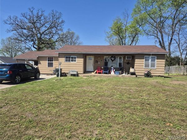 501 N Walnut Street , Fair Play, MO 65649