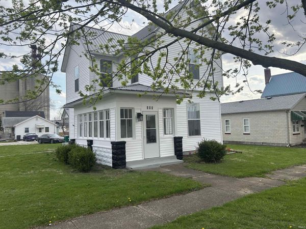 208 E 6 Street, Fowler, IN 47944