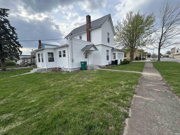 208 E 6 Street, Fowler, IN 47944