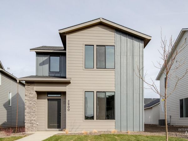 4290 N Camp Creek Ave, Meridian, ID 83646