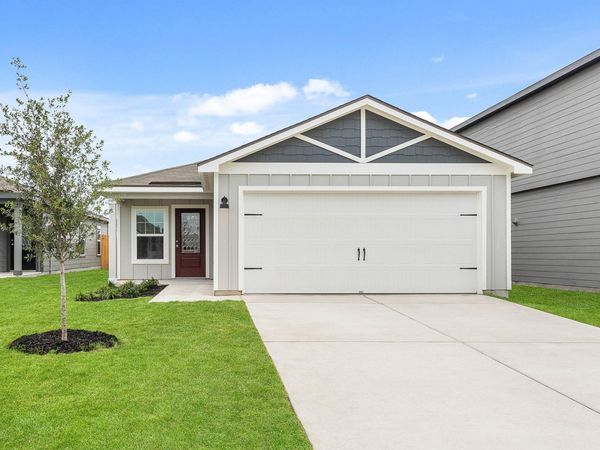 402 Aplite PASS, Maxwell, TX 78656