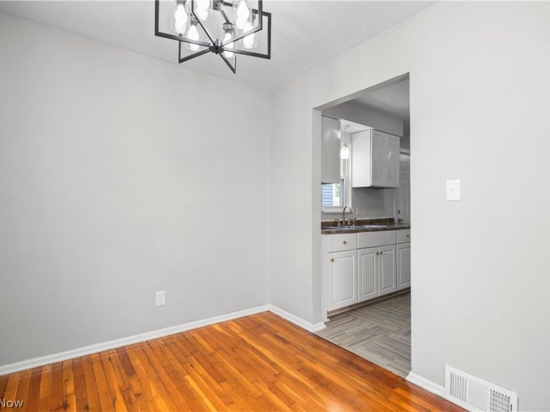 13704 Elsetta Avenue, Cleveland, OH 44135 Photo 18