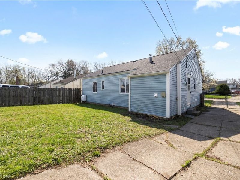 13704 Elsetta Avenue, Cleveland, OH 44135 Photo 30