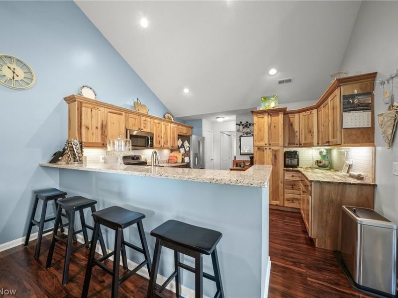 1954 Fairways Drive, Streetsboro, OH 44241 Photo 12