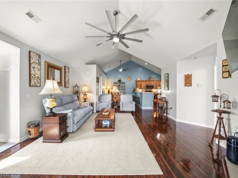 1954 Fairways Drive, Streetsboro, OH 44241 Photo 6