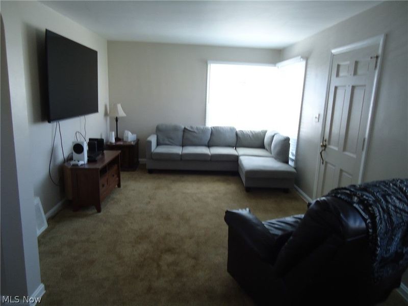 318 Van Buren Avenue, Cuyahoga Falls, OH 44221 Photo 11